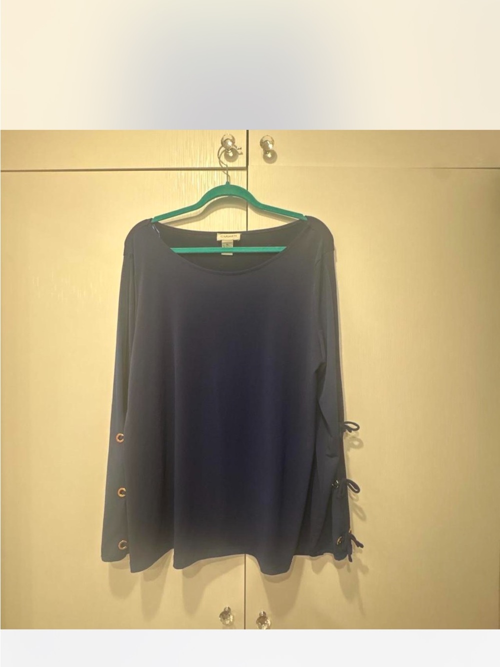 Carmen Marc Valvo Navy Long-Sleeve Top with Sleeve Lace-Up